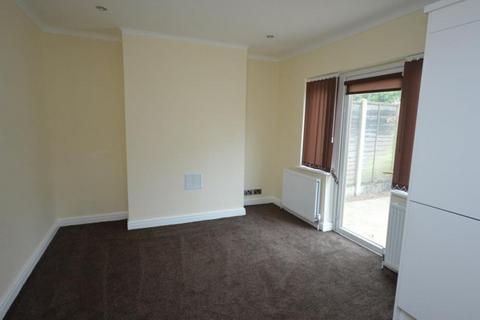 3 bedroom house to rent, Burley Road, Leeds LS4