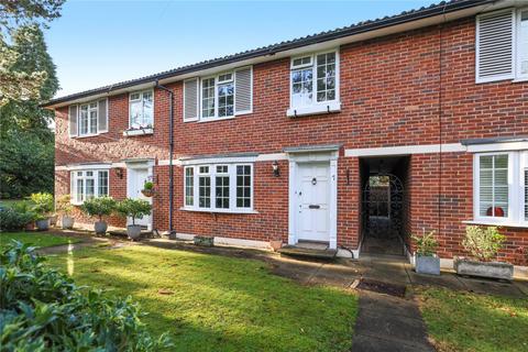 undefined, St. Georges Road, Weybridge, Surrey, KT13