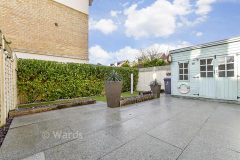 4 bedroom semi-detached house for sale, Ardent Avenue, Deal CT14
