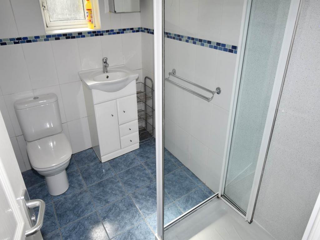 Upstairs bathroom