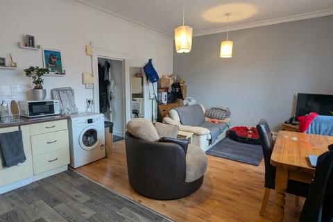 1 bedroom flat to rent, Union Street, Newton Abbot, TQ12