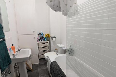 1 bedroom flat to rent, Union Street, Newton Abbot, TQ12
