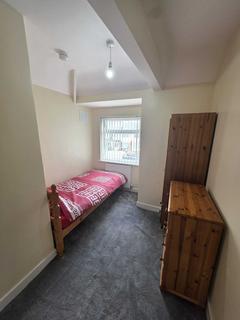 undefined, Room Available, Ryde Park Road, Rednal, B45
