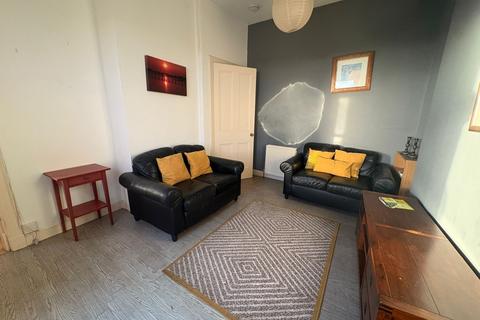 2 bedroom flat to rent, Newhouse, St. Ninians, Stirling, FK8
