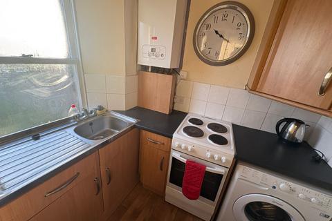 2 bedroom flat to rent, Newhouse, St. Ninians, Stirling, FK8