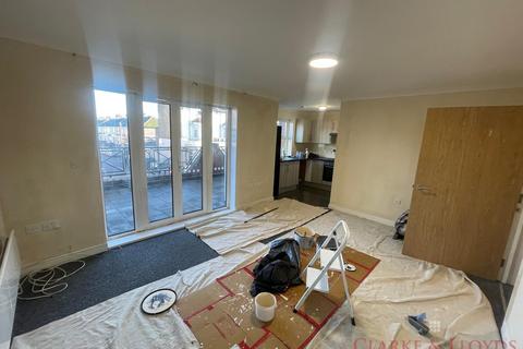 2 bedroom flat to rent, 144 Ilford Lane, Ilford IG1