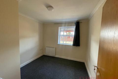 2 bedroom flat to rent, 144 Ilford Lane, Ilford IG1