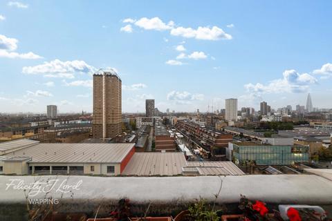 undefined, Sidney Street, London E1