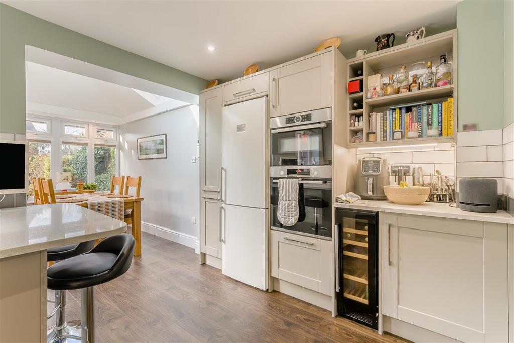8670978-interior04.jpg
