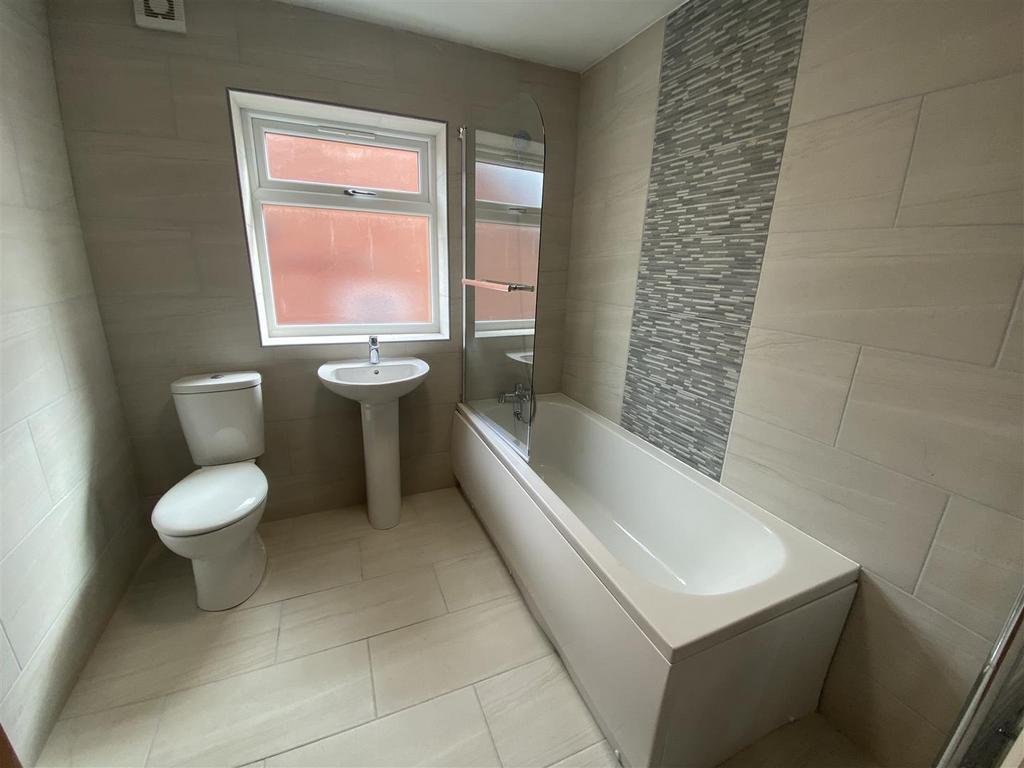 D VGq Rt8y Umt Yg91ey Nh MA.jpg