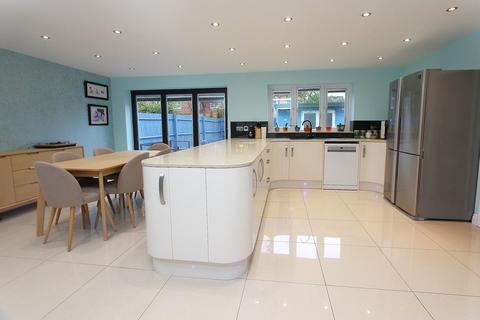 undefined, Alder Avenue, Kidderminster, DY10