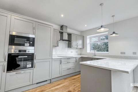 2 bedroom detached bungalow for sale, Wilson Avenue, Kirkby-In-Ashfield, NG17