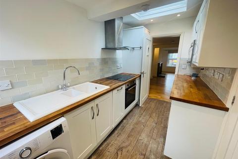 2 bedroom terraced house to rent, Yarmouth