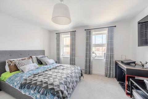 undefined, Oak Avenue,  Wokingham,  RG40