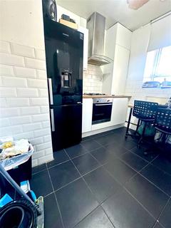 1 bedroom flat to rent, Birchdown House, Rainhill Way, London