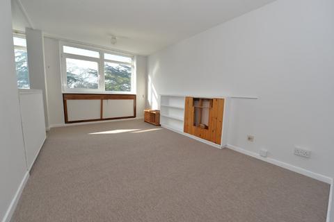 1 bedroom flat to rent, Bassett Avenue, Southampton SO16