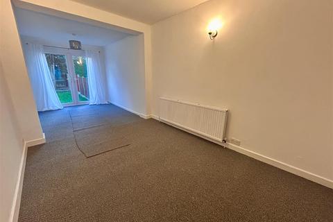 3 bedroom house to rent, 21 Eastdale RoadMeltonEast Yorkshire