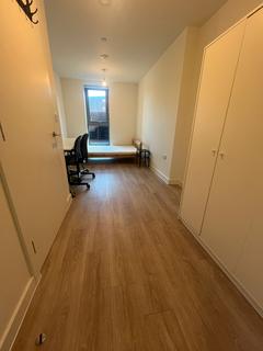 2 bedroom apartment to rent, New Kings Head Yard, Salford M3