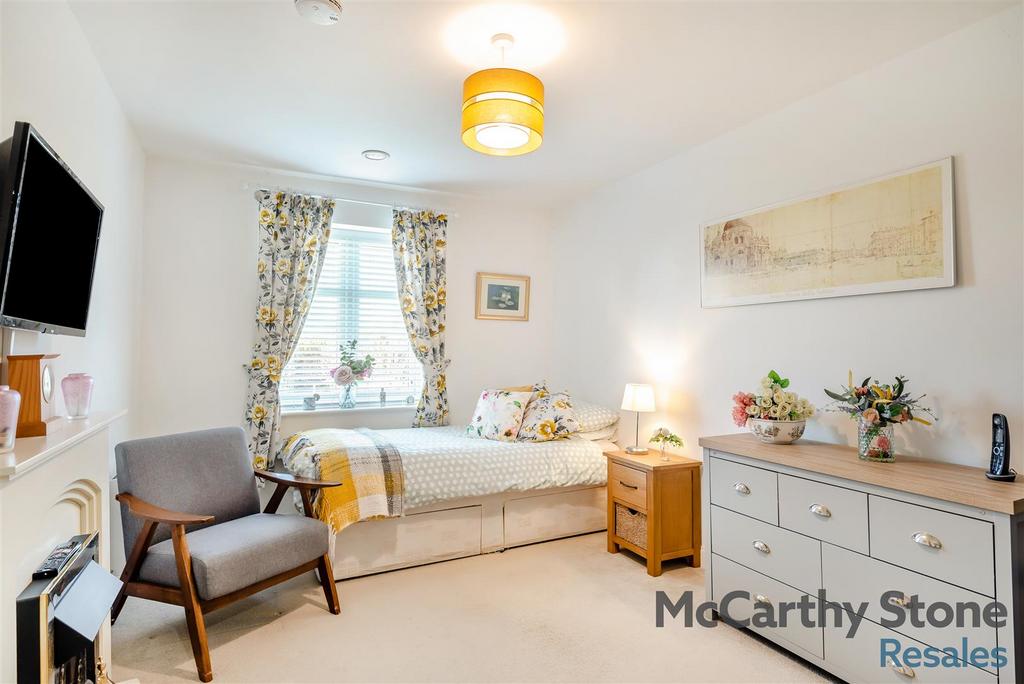 8671206-interior07.jpg