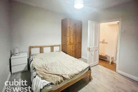 undefined, AVAILABLE WITH NO DEPOSIT Moorland Road Portsmouth PO1