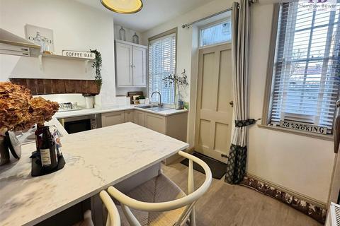 1 bedroom terraced house to rent, Herbert Street, Saltaire