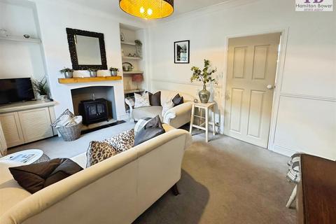1 bedroom terraced house to rent, Herbert Street, Saltaire