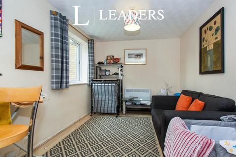undefined, Tamarin Gardens, Cambridge, CB1