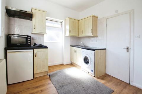 undefined, Bathurst Walk, Richings Park SL0