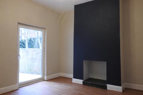 3 bedroom terraced house to rent, Grafton Street, Preston PR1