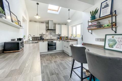 3 bedroom end of terrace house for sale, Cardinal Avenue,St Budeaux,Plymouth,Devon,PL5 1UT