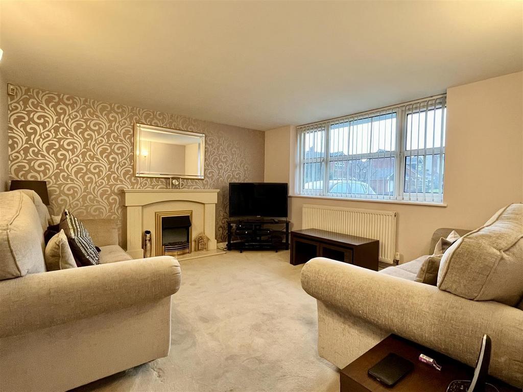 Family Room.jpeg