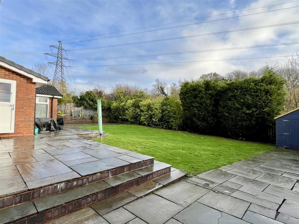 Rear Garden 1.jpeg