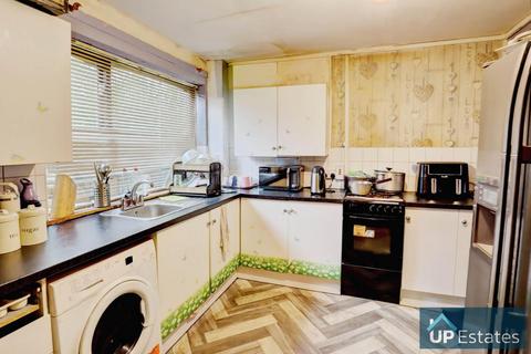 3 bedroom terraced house for sale, Cherry Brook Way, Coventry