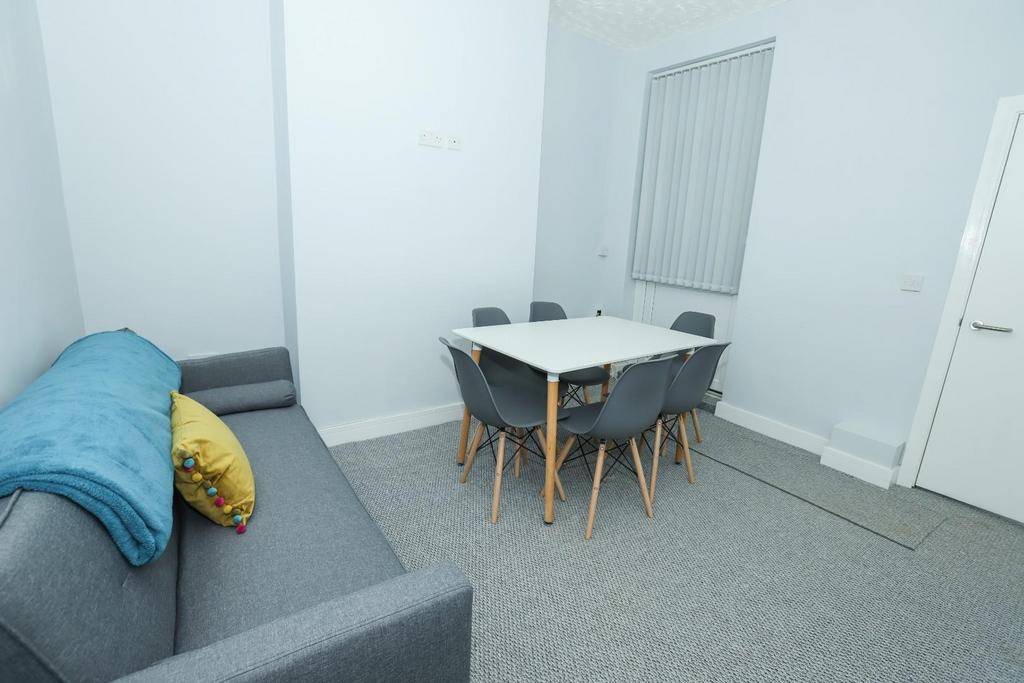 29 Chester #6.jpg