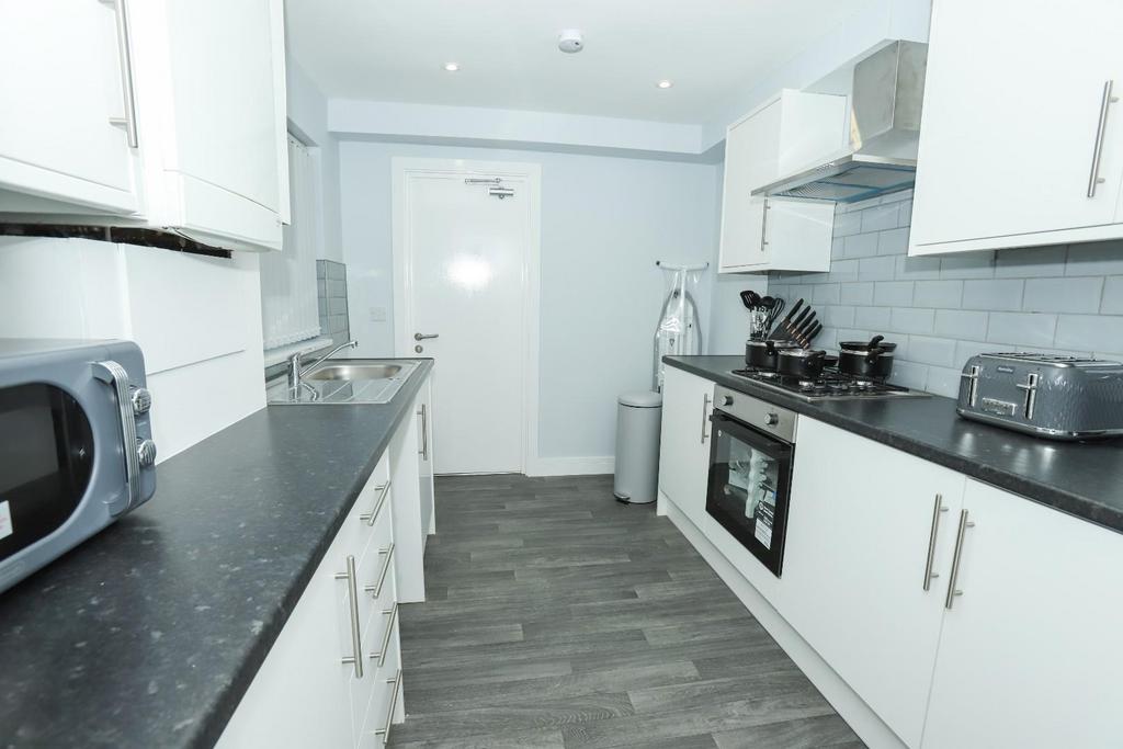 29 Chester #8.jpg