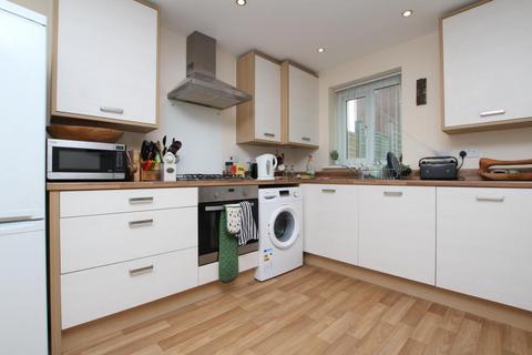 5 bedroom terraced house to rent, Wood Mead, Bristol BS16