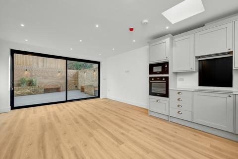 undefined, Adelaide Road, Surbiton, KT6