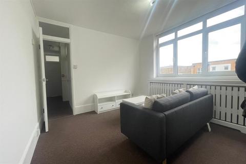 undefined, Wolffe Gardens, Stratford, Newham, London, E15