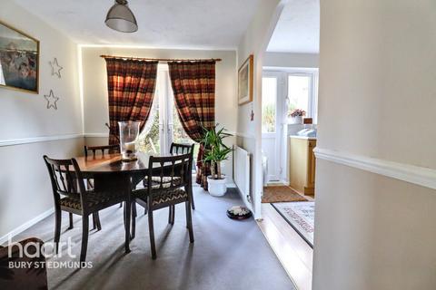 3 bedroom semi-detached house for sale, Tassel Road, Bury St Edmunds