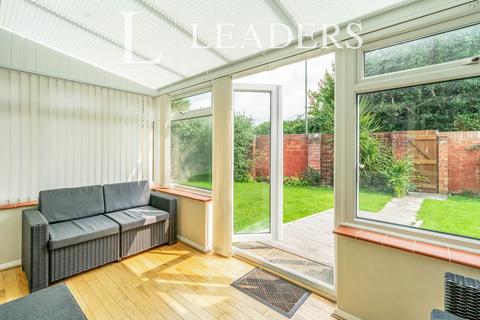undefined, Hawthorn Close, PO19