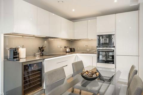 2 bedroom flat to rent, Westbourne Apartments, London SW6