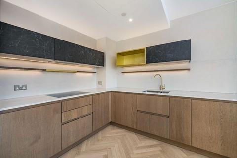2 bedroom flat to rent, Parkland Walk, London SW6