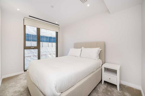 2 bedroom flat to rent, Parkland Walk, London SW6
