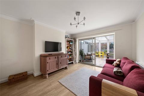 5 bedroom semi-detached house to rent, Derwent Avenue, London, SW15