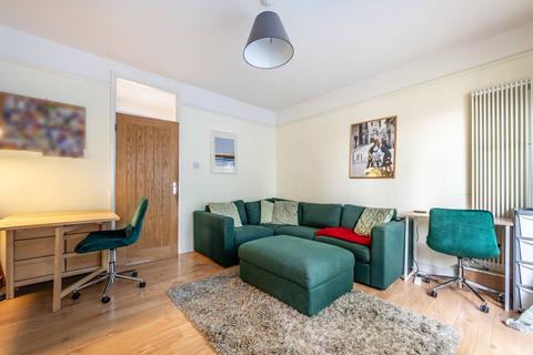 undefined, Wyvill Road, Vauxhall, London, SW8