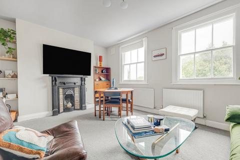 undefined, Lauriston Road, London E9