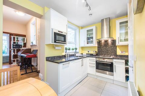 undefined, Woodside Lane, North Finchley, London, N12