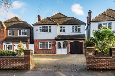 3 bedroom detached house for sale, The Crescent, Belmont Village, SM2