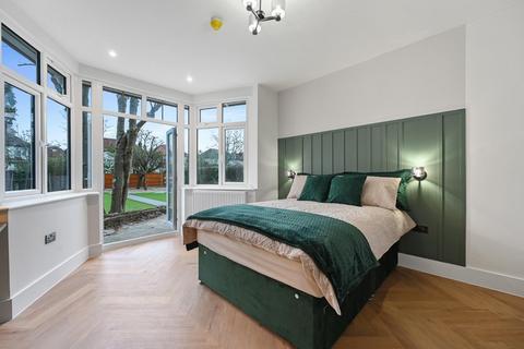 undefined, Corringway, Ealing