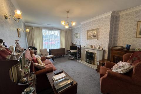 undefined, Escroft Close, Bradford BD12